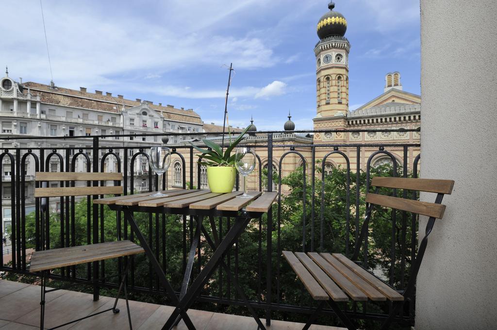 Synagogue Dream Home In The Center Budapeste Exterior foto